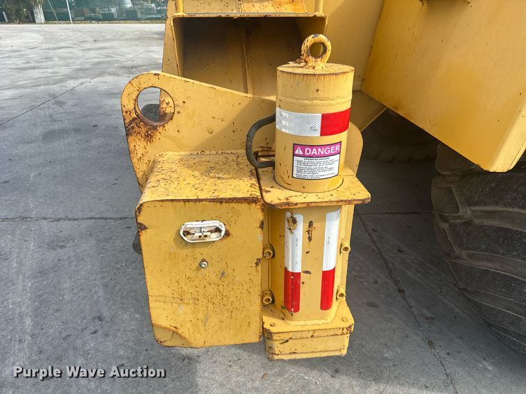 image for item EC3522 1995 Grove RT745-50 crane