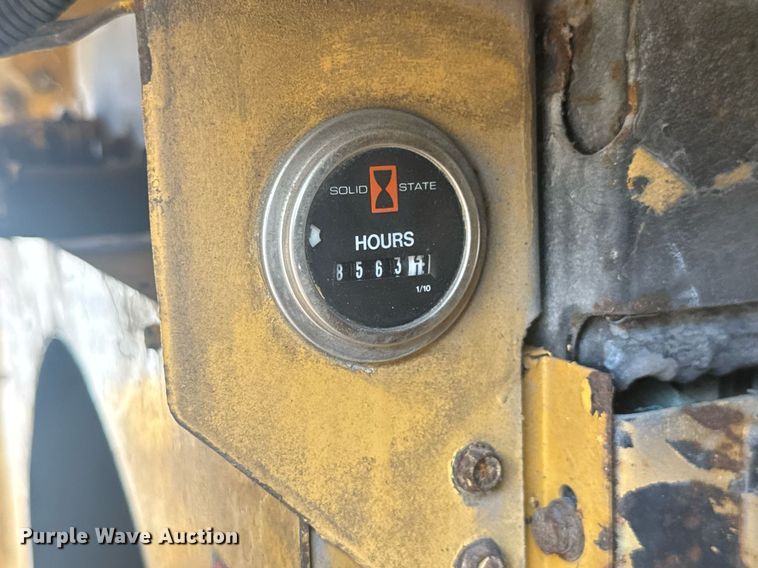 image for item EC3522 1995 Grove RT745-50 crane