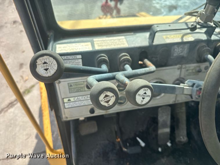 image for item EC3522 1995 Grove RT745-50 crane