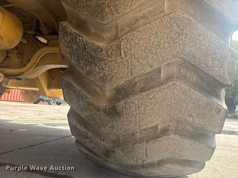 image for item EC3522 1995 Grove RT745-50 crane