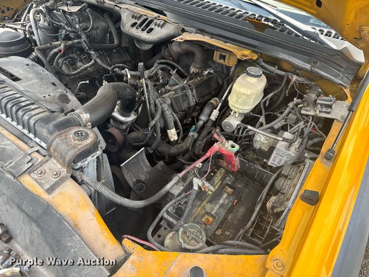 image for item EC3523 2006 Ford F550 Super Duty bucket truck