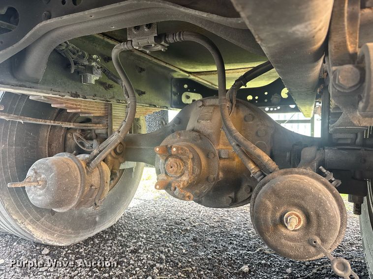 image for item EC3524 2014 International 4300 flatbed truck