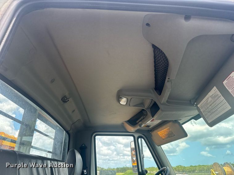 image for item EC3524 2014 International 4300 flatbed truck