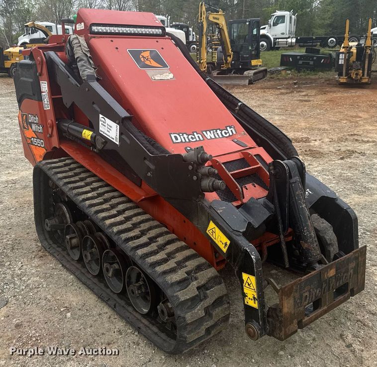 image for item EC3526 2021 Ditch Witch SK1550 compact utility loader