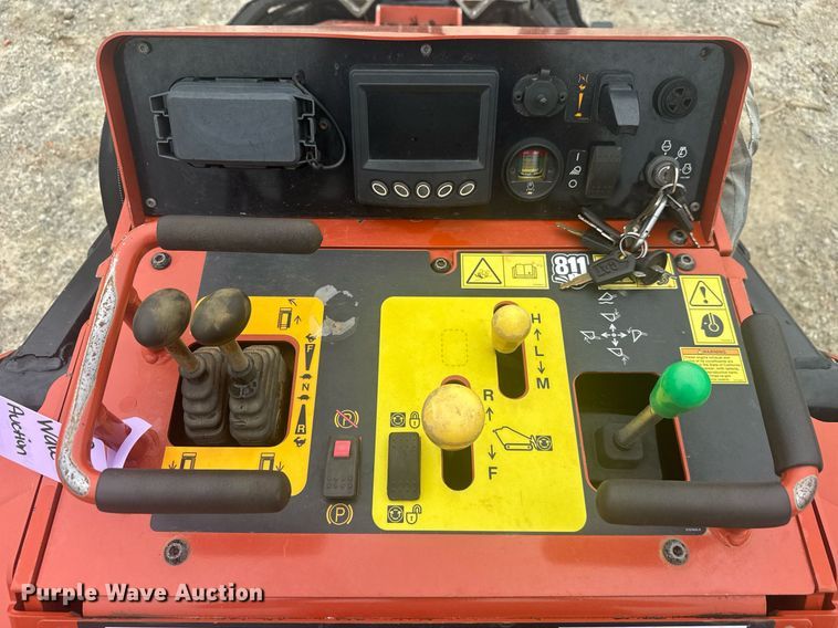 image for item EC3526 2021 Ditch Witch SK1550 compact utility loader