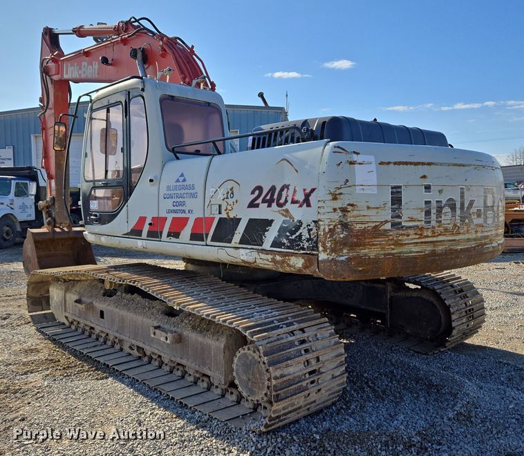 image for item EC4157 2006 Link-Belt 240 LX excavator