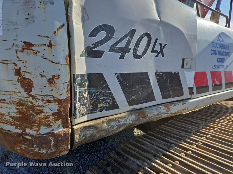 image for item EC4157 2006 Link-Belt 240 LX excavator