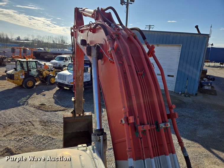 image for item EC4157 2006 Link-Belt 240 LX excavator