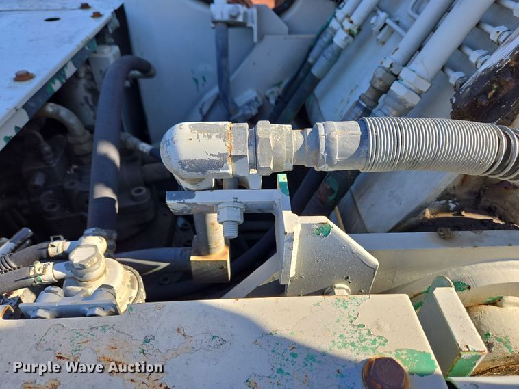 image for item EC4157 2006 Link-Belt 240 LX excavator