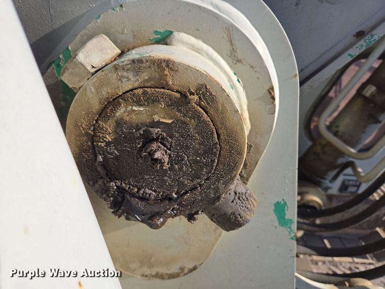 image for item EC4157 2006 Link-Belt 240 LX excavator