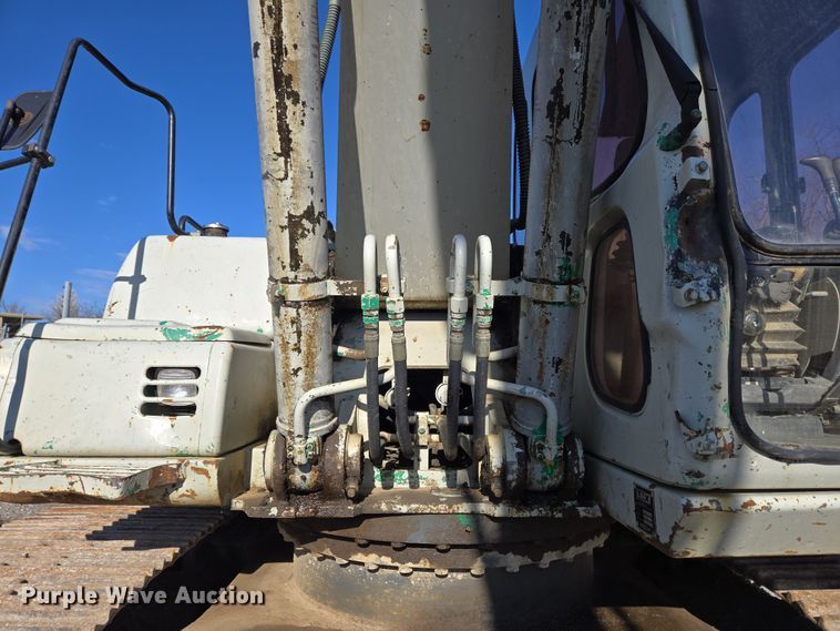 image for item EC4157 2006 Link-Belt 240 LX excavator