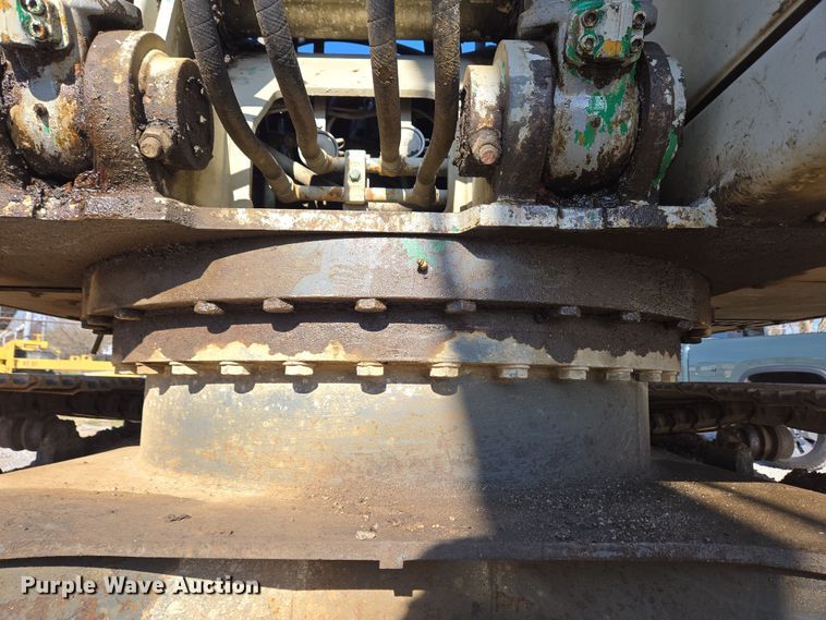 image for item EC4157 2006 Link-Belt 240 LX excavator