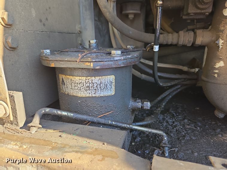 image for item EC4157 2006 Link-Belt 240 LX excavator