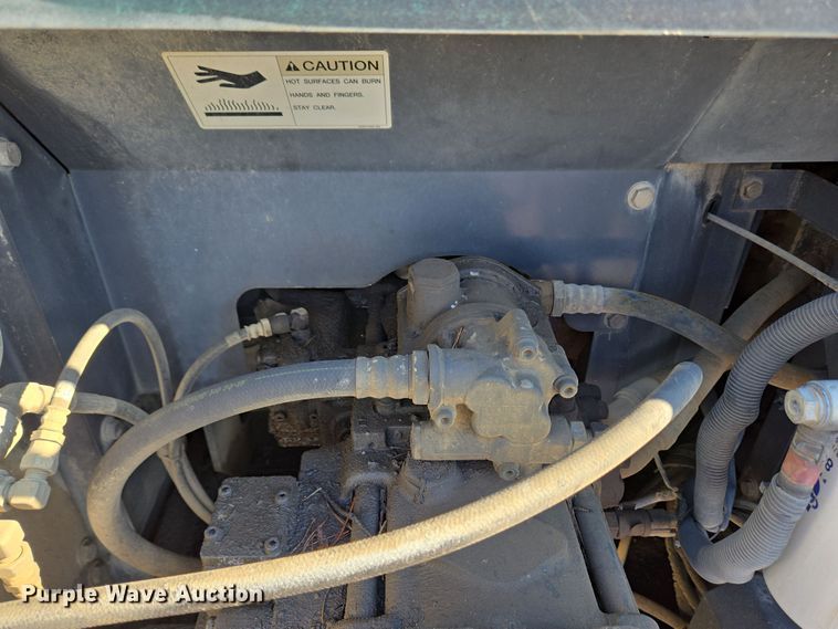 image for item EC4157 2006 Link-Belt 240 LX excavator