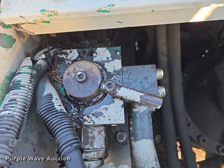 image for item EC4157 2006 Link-Belt 240 LX excavator