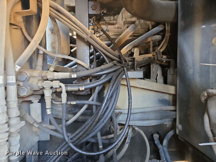 image for item EC4157 2006 Link-Belt 240 LX excavator