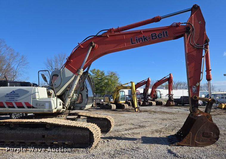 image for item EC4157 2006 Link-Belt 240 LX excavator