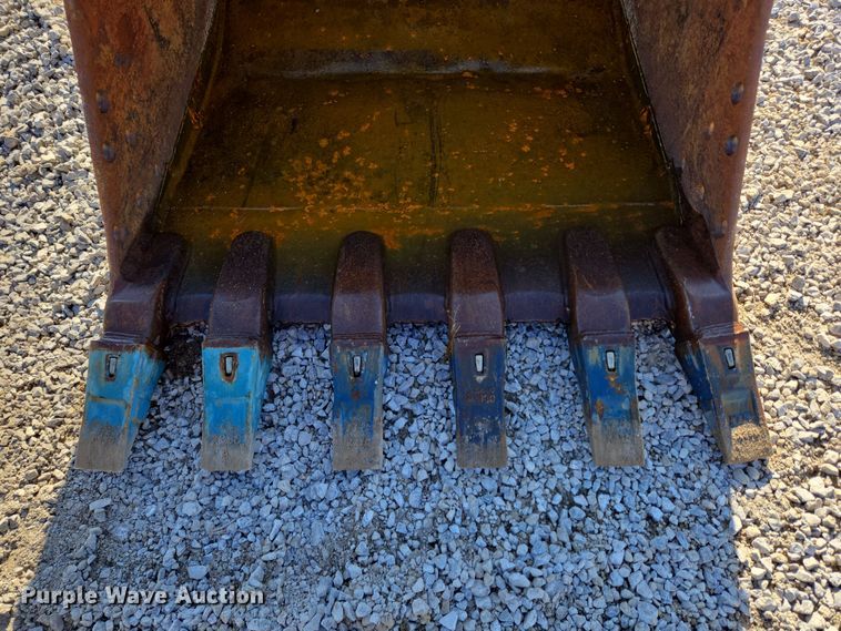 image for item EC4157 2006 Link-Belt 240 LX excavator