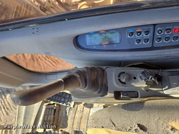 image for item EC4157 2006 Link-Belt 240 LX excavator