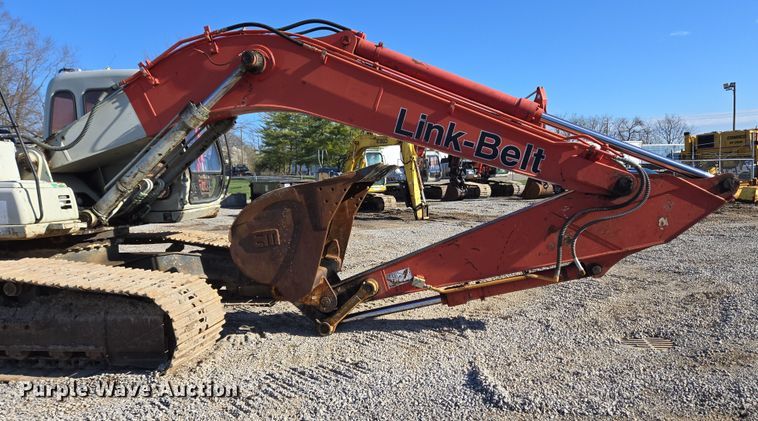image for item EC4157 2006 Link-Belt 240 LX excavator