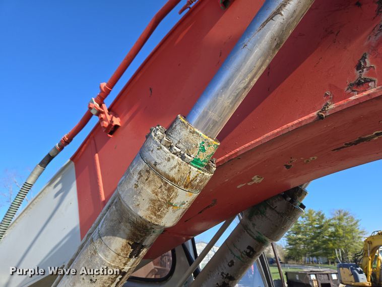 image for item EC4157 2006 Link-Belt 240 LX excavator