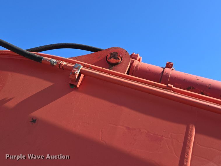 image for item EC4157 2006 Link-Belt 240 LX excavator