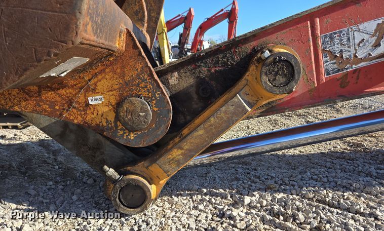 image for item EC4157 2006 Link-Belt 240 LX excavator