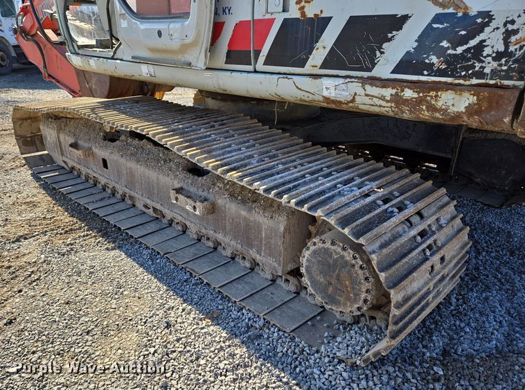 image for item EC4157 2006 Link-Belt 240 LX excavator