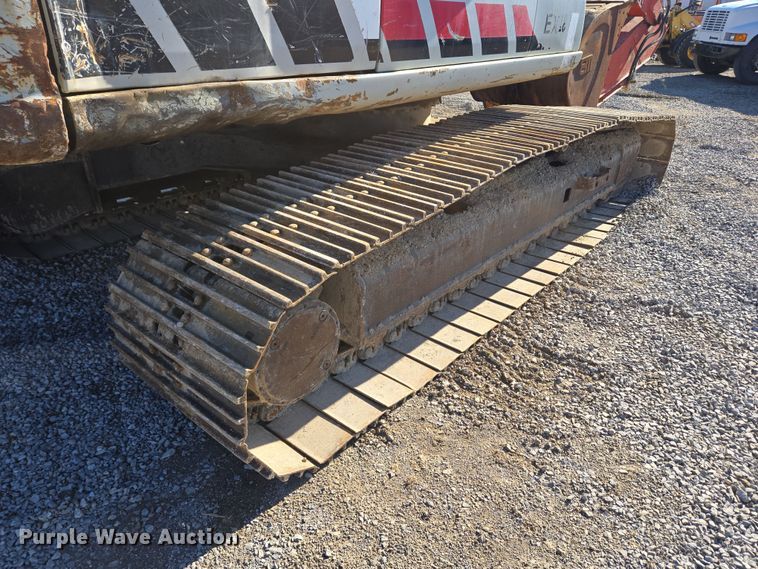 image for item EC4157 2006 Link-Belt 240 LX excavator