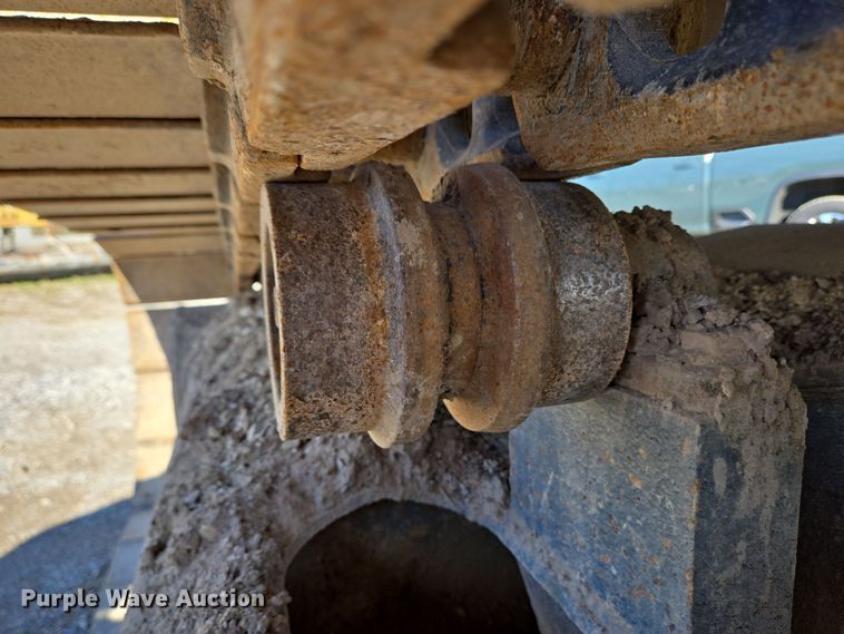 image for item EC4157 2006 Link-Belt 240 LX excavator