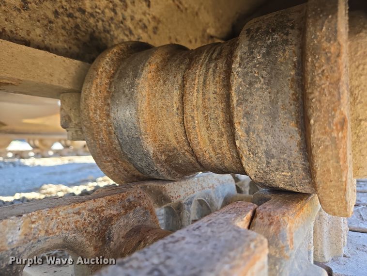 image for item EC4157 2006 Link-Belt 240 LX excavator