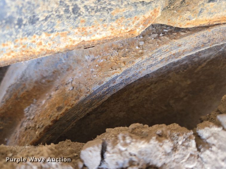 image for item EC4157 2006 Link-Belt 240 LX excavator