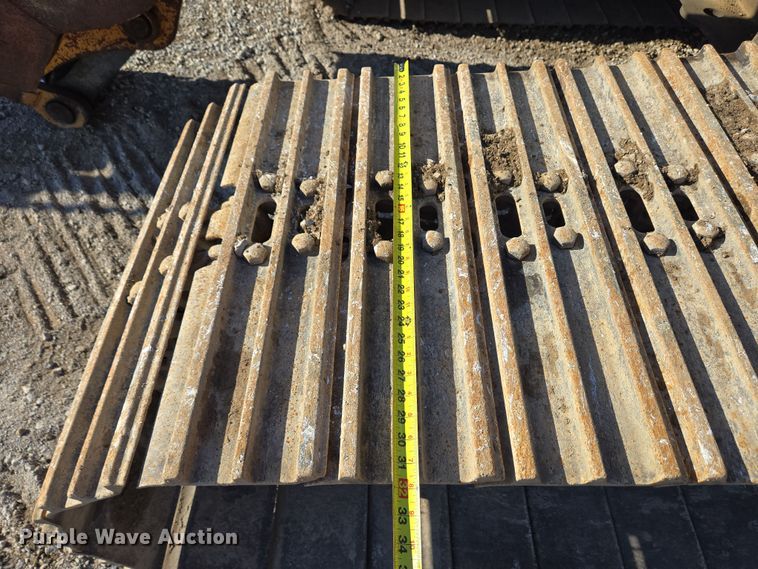 image for item EC4157 2006 Link-Belt 240 LX excavator