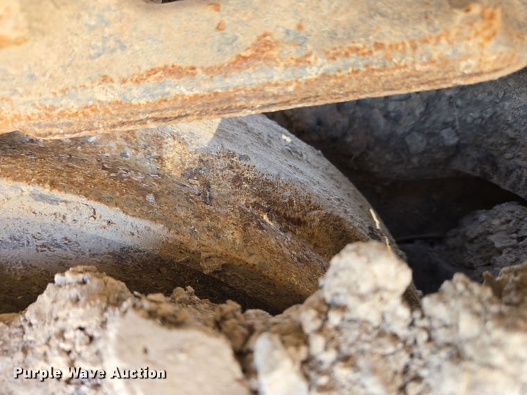 image for item EC4157 2006 Link-Belt 240 LX excavator