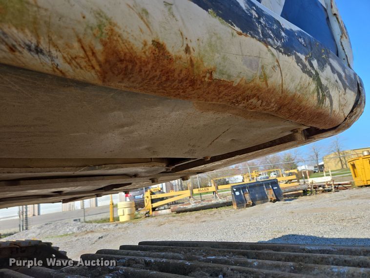 image for item EC4158 2006 Link-Belt 210 LX excavator