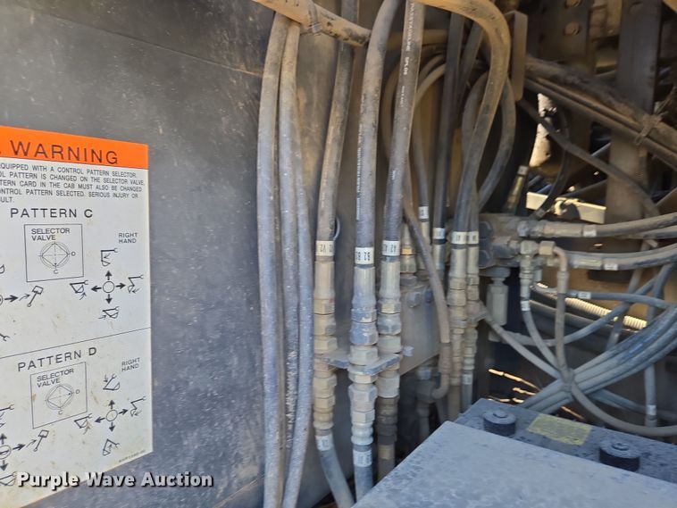 image for item EC4158 2006 Link-Belt 210 LX excavator