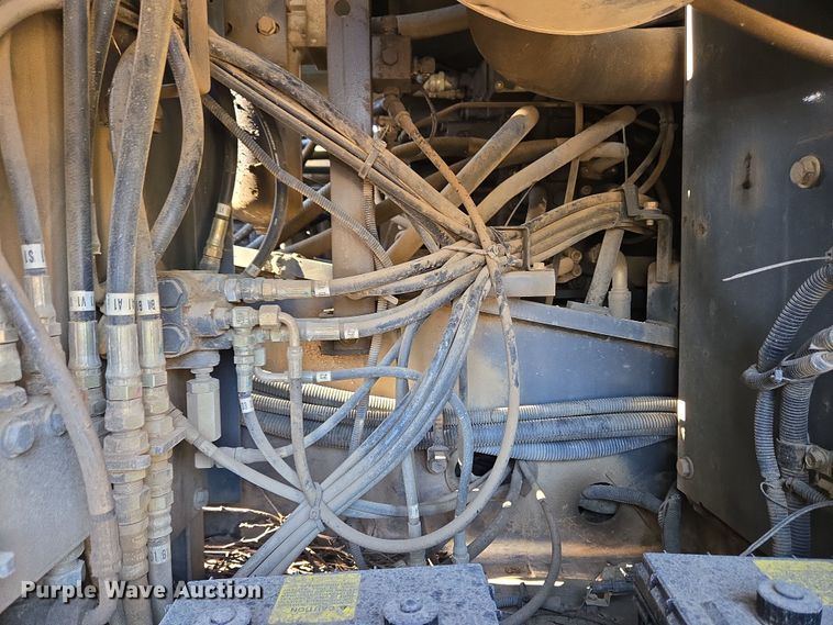 image for item EC4158 2006 Link-Belt 210 LX excavator