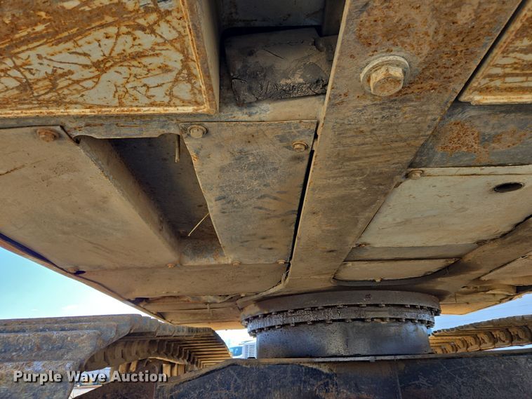 image for item EC4158 2006 Link-Belt 210 LX excavator