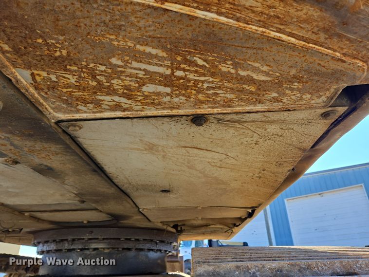 image for item EC4158 2006 Link-Belt 210 LX excavator