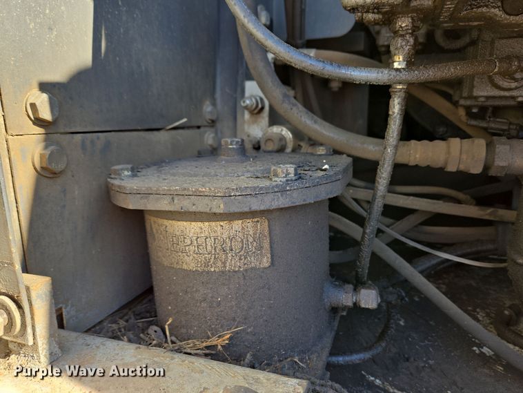 image for item EC4158 2006 Link-Belt 210 LX excavator