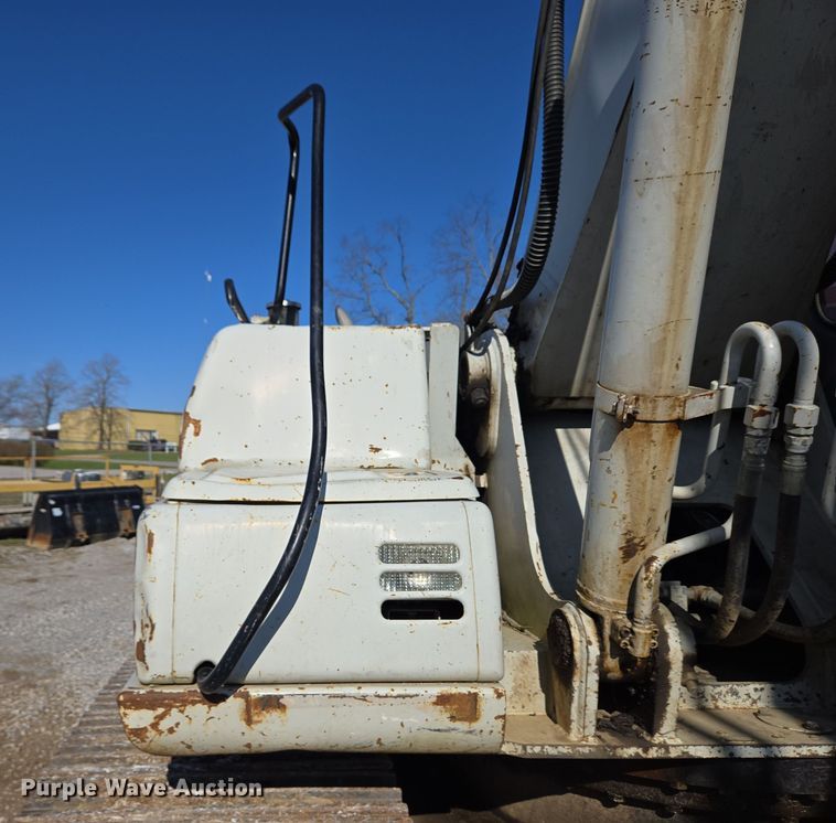 image for item EC4158 2006 Link-Belt 210 LX excavator