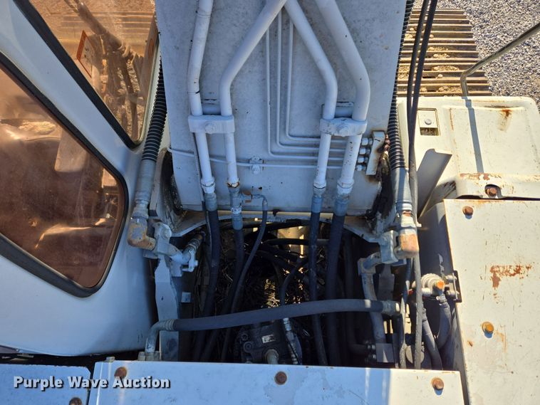 image for item EC4158 2006 Link-Belt 210 LX excavator