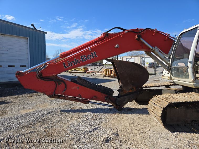 image for item EC4158 2006 Link-Belt 210 LX excavator