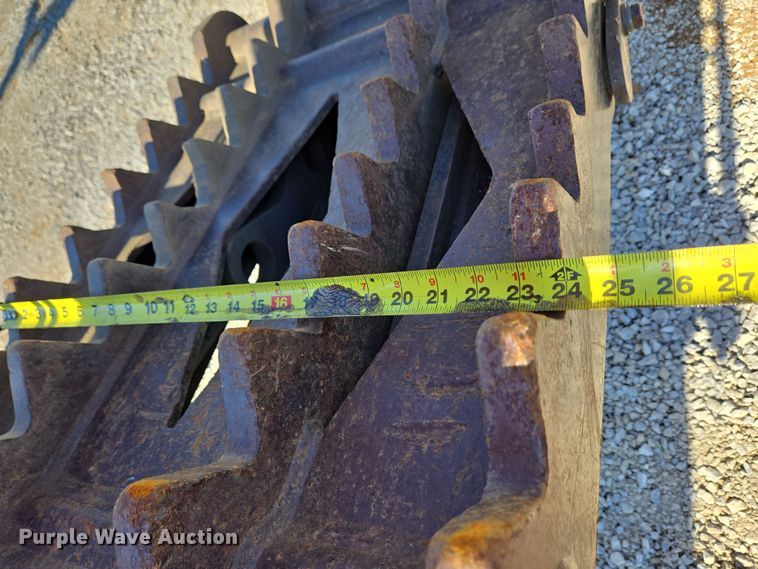 image for item EC4158 2006 Link-Belt 210 LX excavator