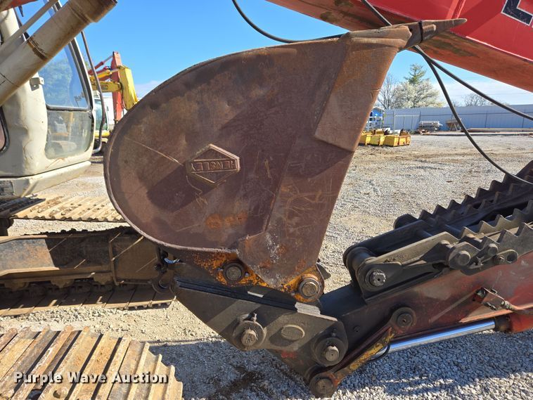 image for item EC4158 2006 Link-Belt 210 LX excavator