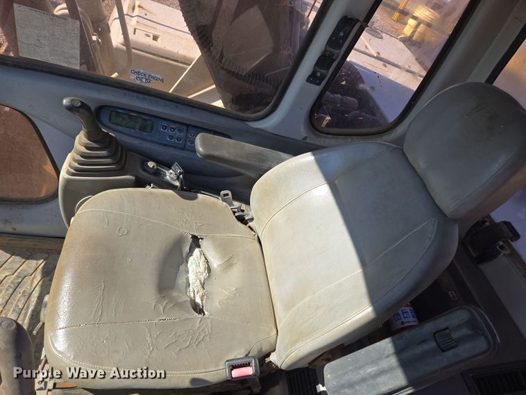 image for item EC4158 2006 Link-Belt 210 LX excavator