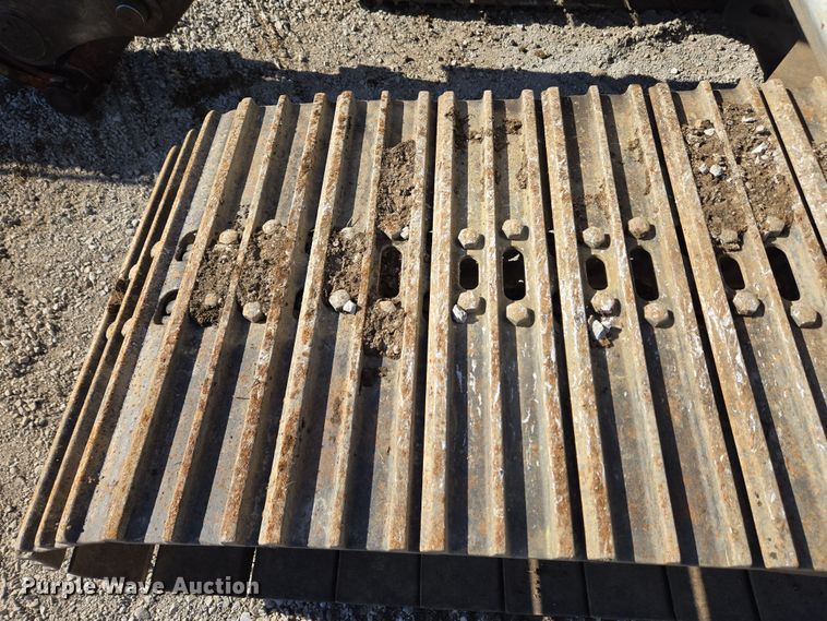 image for item EC4158 2006 Link-Belt 210 LX excavator