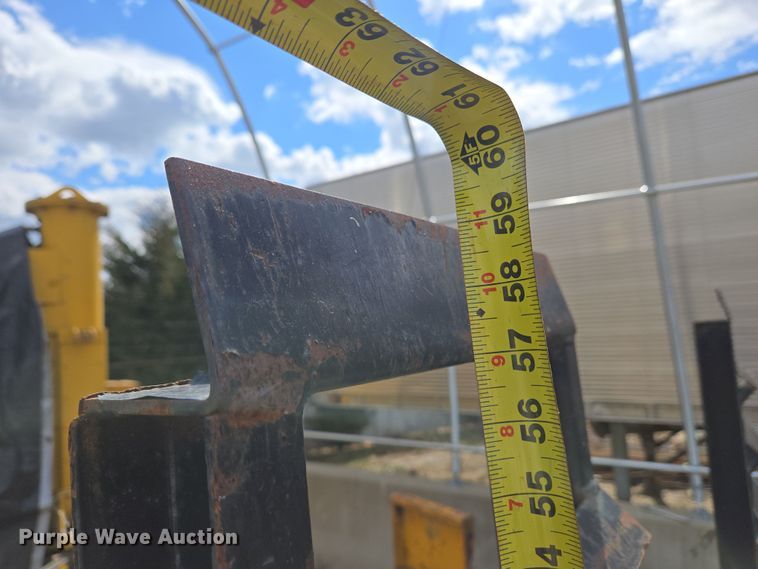 image for item EC4160 2016 Gato GT-XT equipment trailer