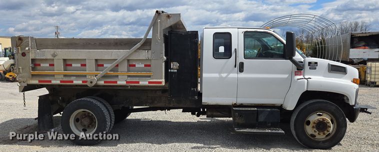 image for item EC4161 2005 GMC C6500 dump truck