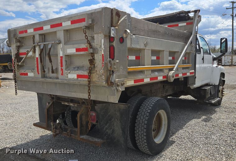 image for item EC4161 2005 GMC C6500 dump truck